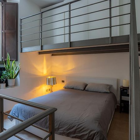 Life Is Beautiful Design Loft Navigli Romolo, Netflix, Wifi, Ac And Street Parking Apartment Милано Екстериор снимка